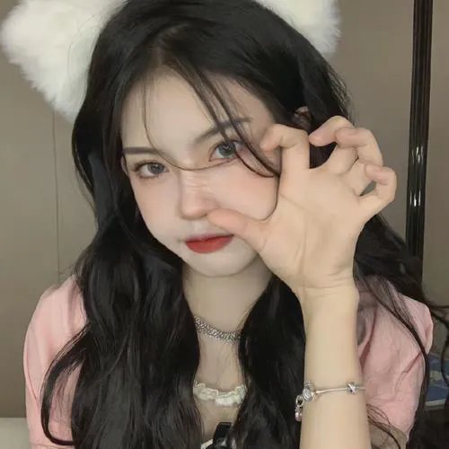 那夜凌晨，我坐上了旺角开往大埔的红VAN